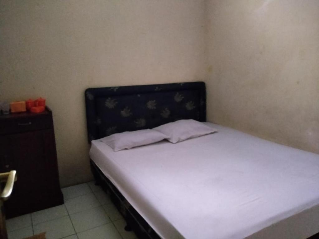 Бандунг: Wisma Alamanda
