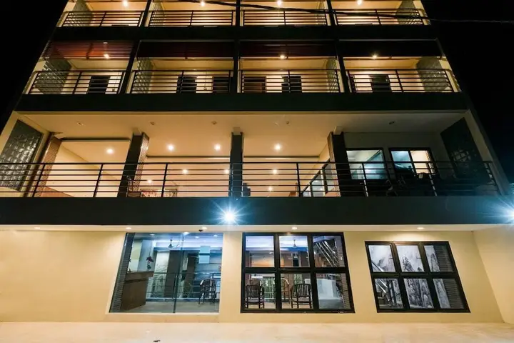 Чангу: Caroline Hostel