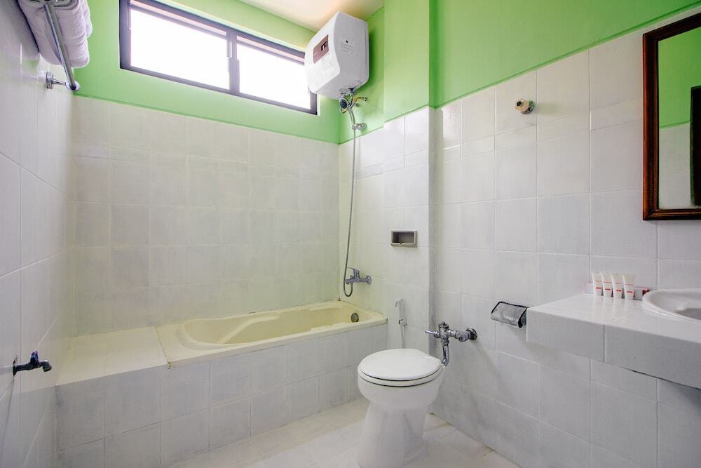 Джокьякарта: Oyo 1602 Trim Tiga Hotel
