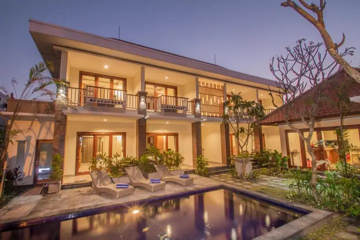 Санур: Anindya Sanur