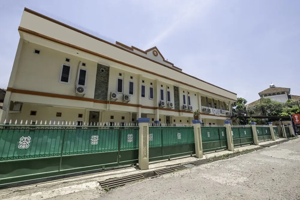 Бандунг: OYO Flagship 1779 Syahransah Guest House