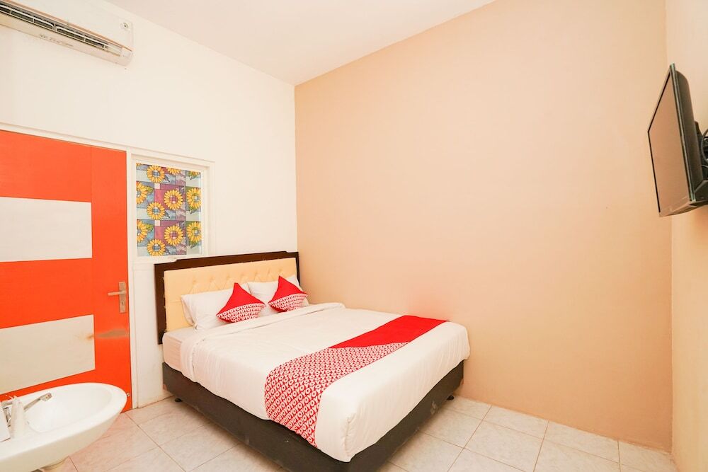Сурабая: Oyo 1354 Ace Homestay