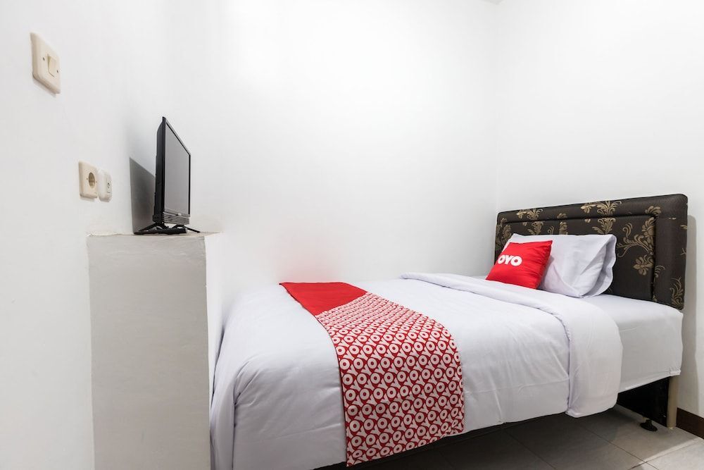 Джакарта: OYO 1598 Feby Inn Near RS Gandaria