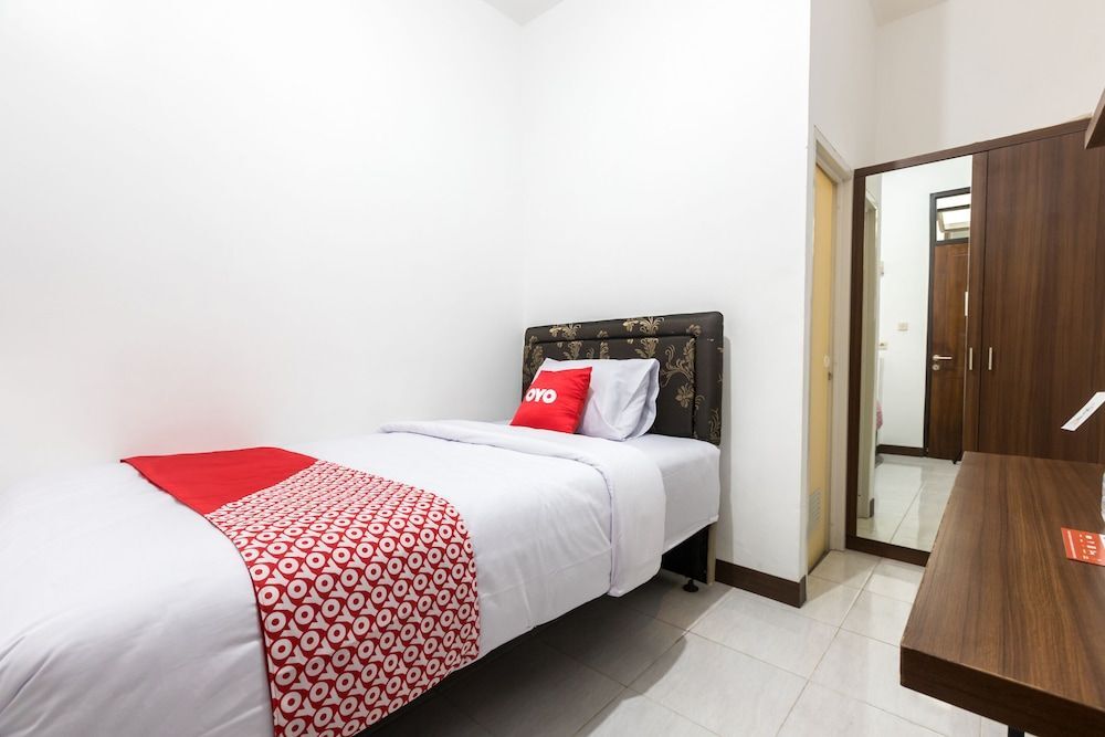 Джакарта: OYO 1598 Feby Inn Near RS Gandaria