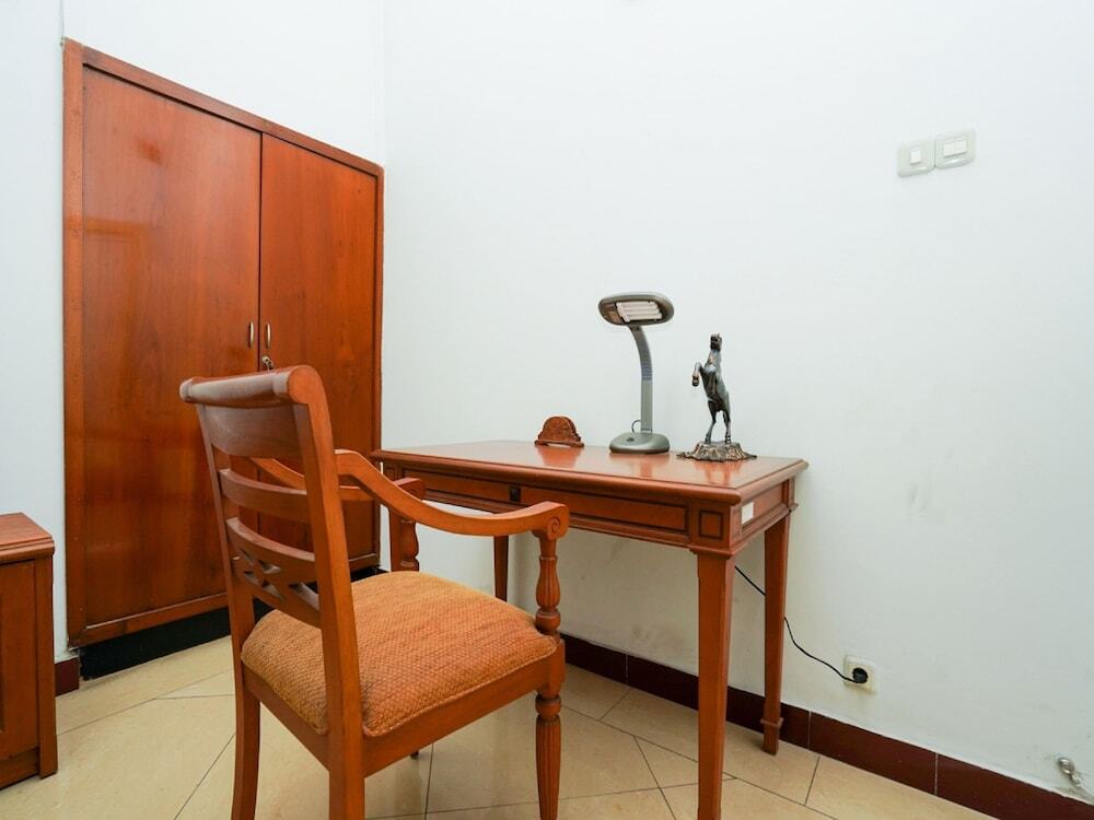 Гресик: OYO 1346 Sinergi Hotel Gresik