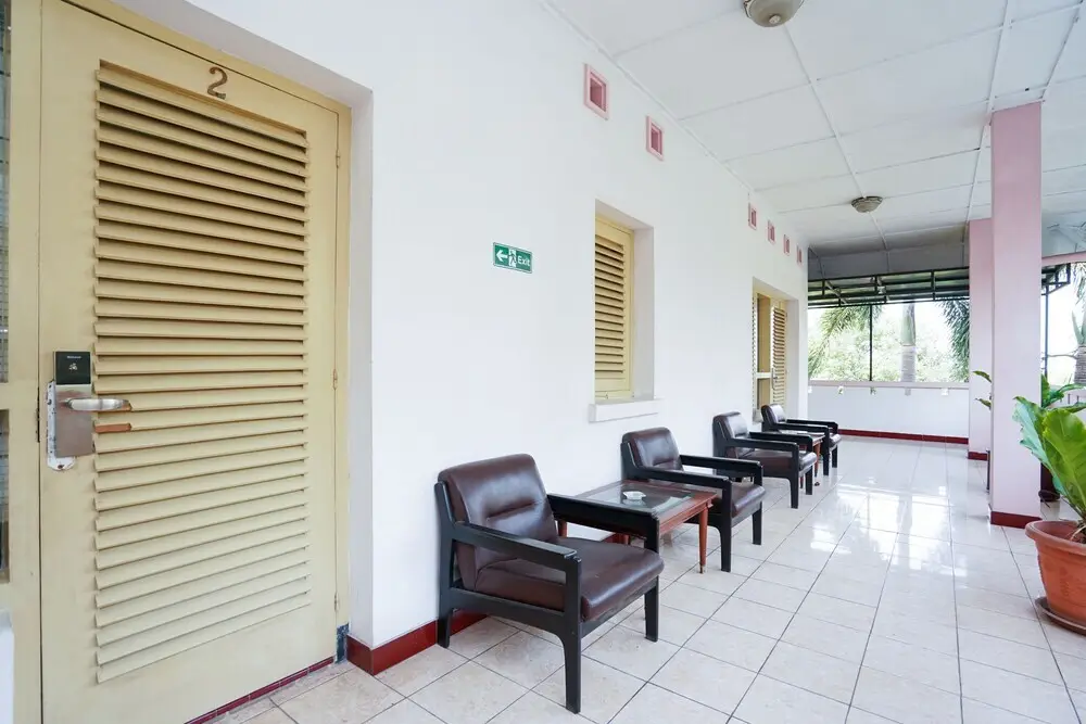 Гресик: OYO 1346 Sinergi Hotel Gresik