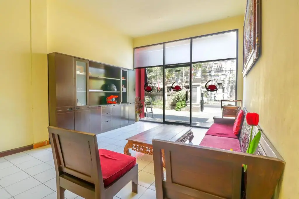 Денпасар: OYO 1684 Marina Suite Apartment Bali