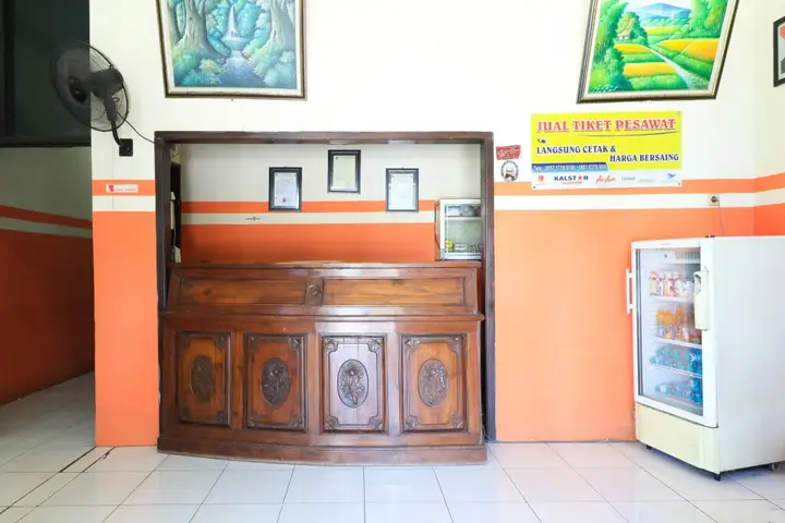 Сурабая: Losmen Bangkit Hidayah