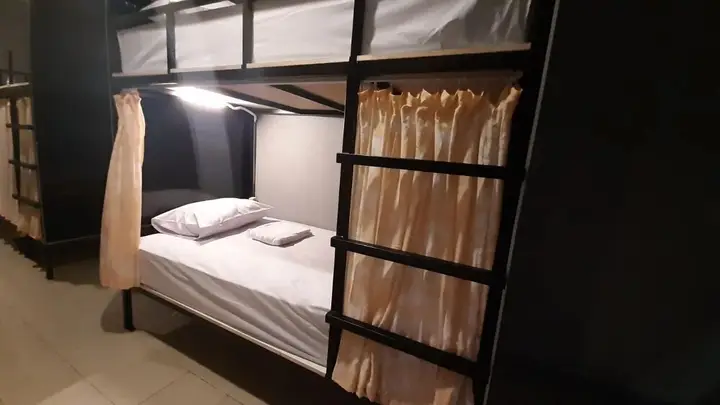 Кута: Bed Box Bali - Hostel