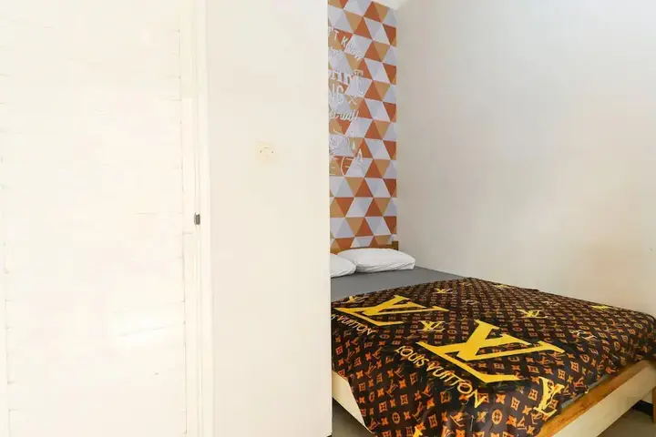Маланг: New Guesthouse Tatasurya Syariah