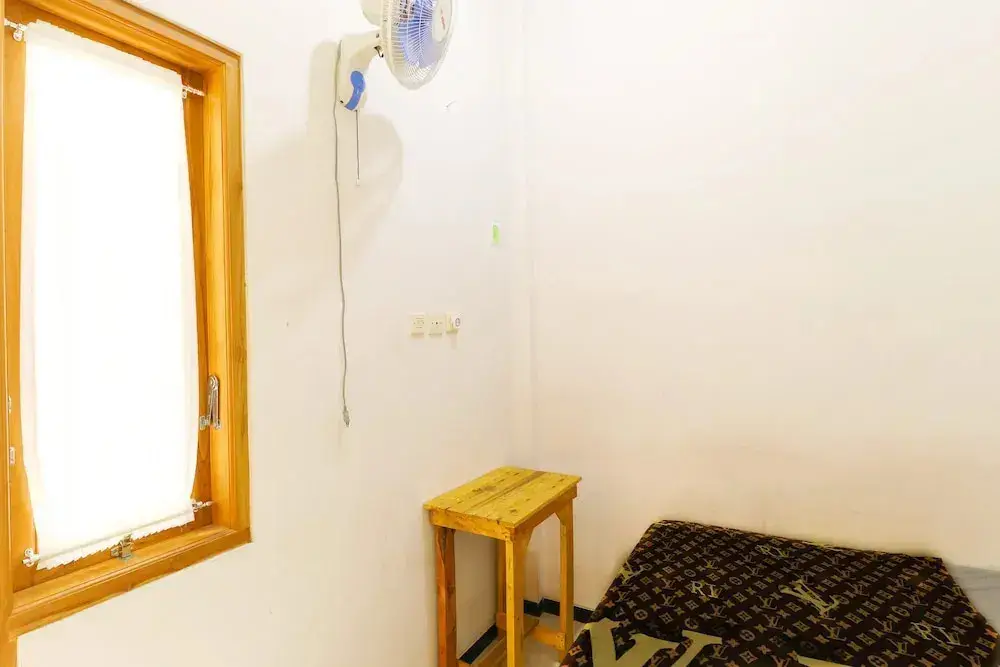 Маланг: New Guesthouse Tatasurya Syariah