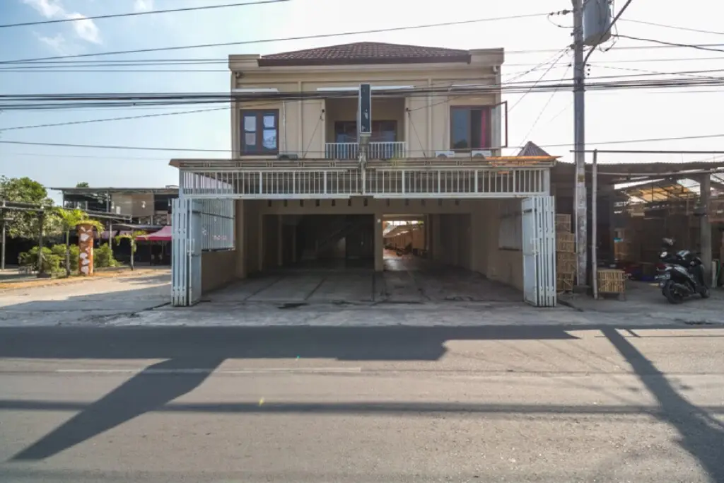 Депок: RedDoorz @ Nologaten Ambarukmo