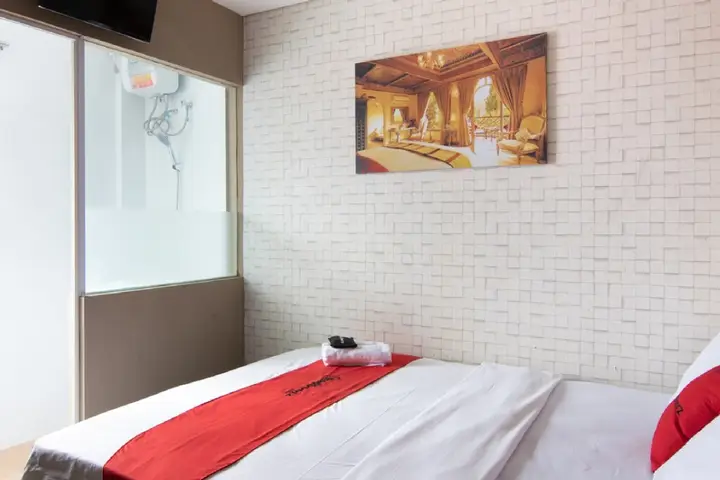 Джакарта: RedDoorz Plus near Hayam Wuruk 2