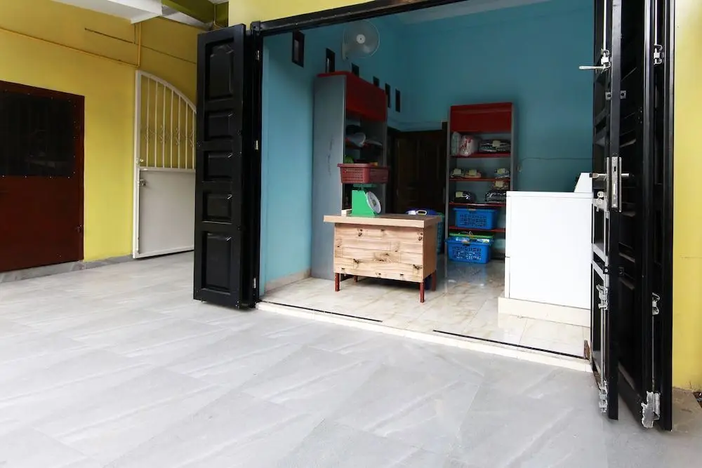 Медан: OYO 1235 Tona Residence
