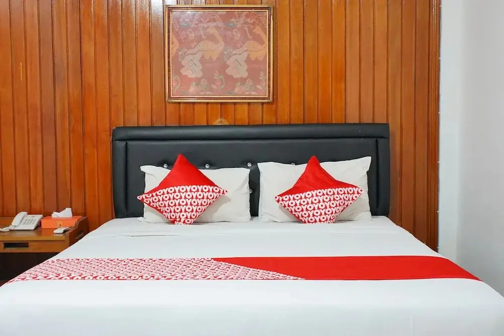 Палу: OYO 1333 Wisata Hotel