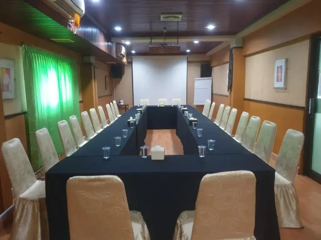 Самаринда: Airy Temindung Permai Ahmad Yani 2 Samarinda
