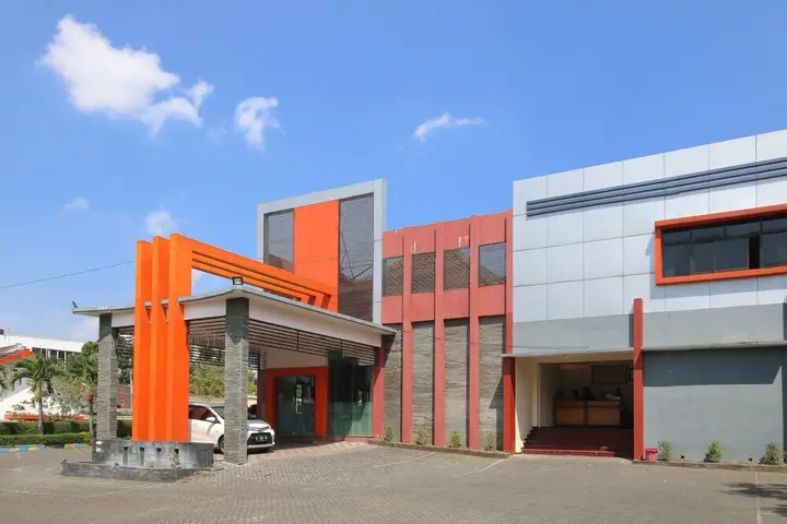 Бату: Airy Eco Panglima Sudirman 89 Malang
