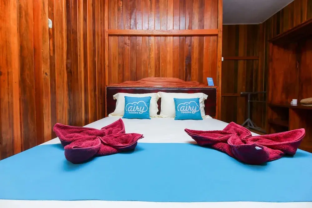 Вори: Airy Eco Lingkungan Satu 36 Bunaken