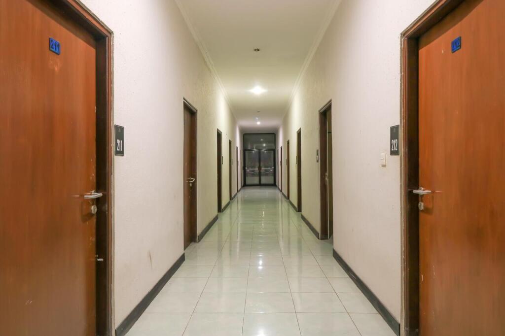 Падангсамбиан: Oyo 1054 Bayak Bali Hotel