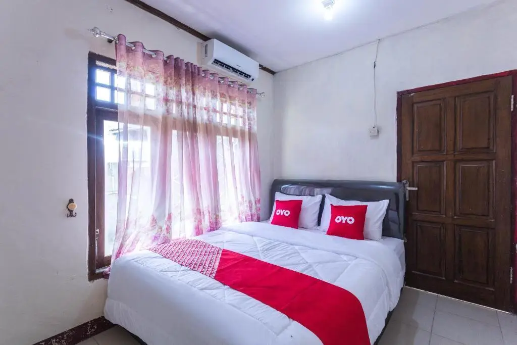 Jerowaru: OYO 1837 Telone Bungalow