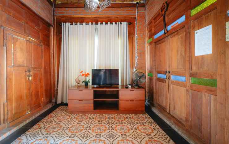 Севон: Anugro's Homestay By The Grand Java
