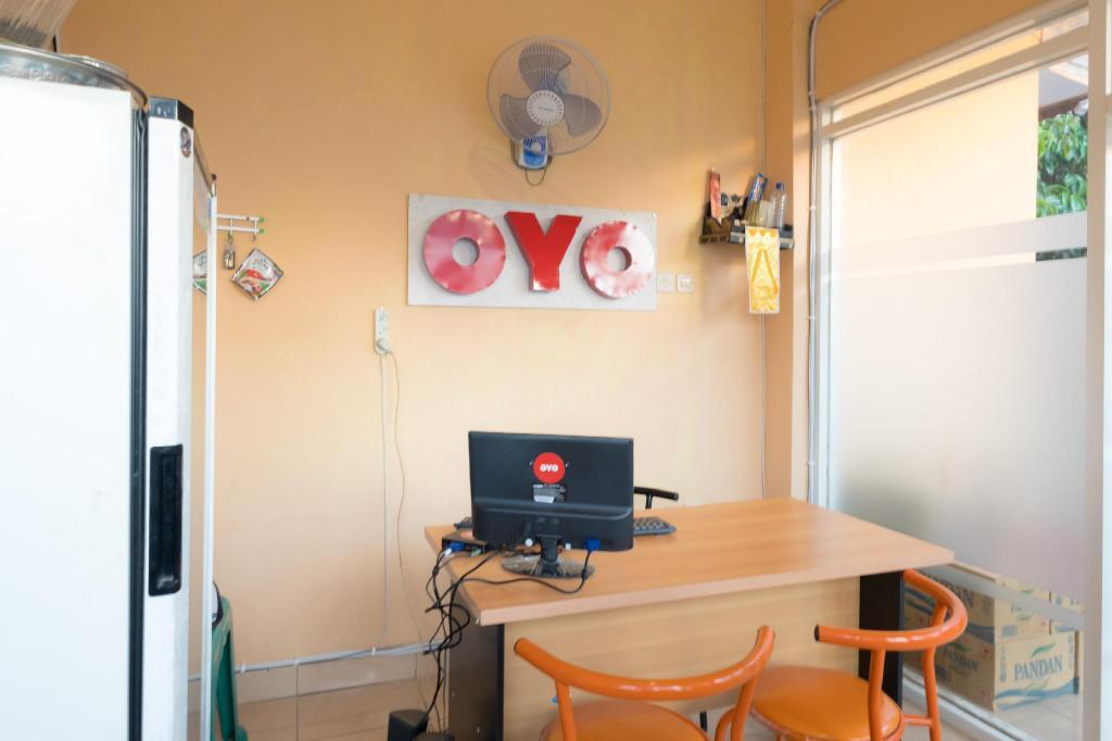 Матарам: OYO 1492 Rupaqa Hotel
