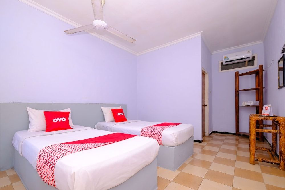 Кута: Oyo 1871 Surfers Inn Lombok