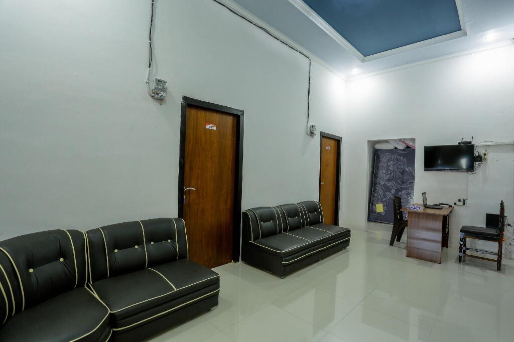 Матарам: SPOT ON 1784 TNC Residence Syariah