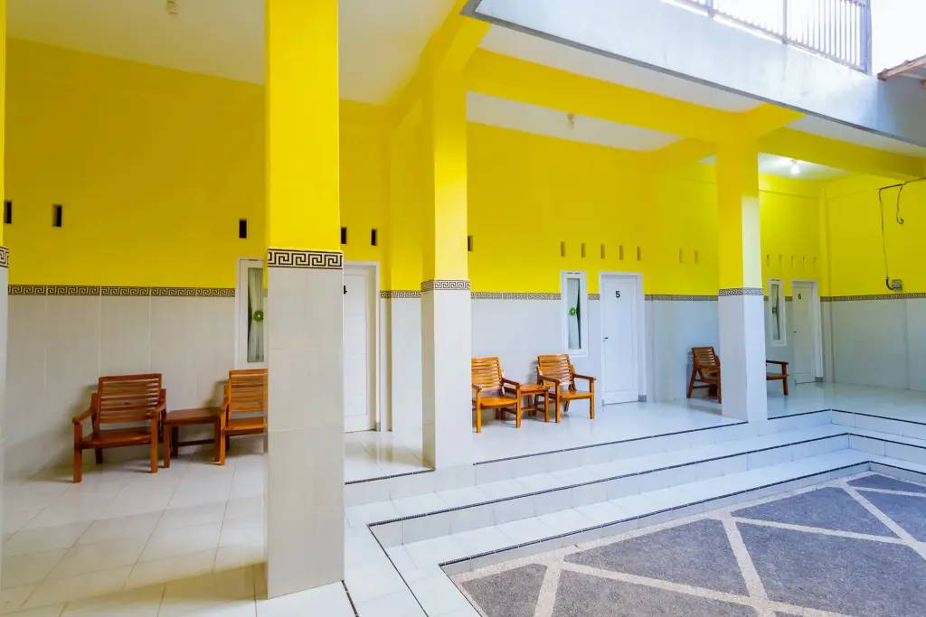Матарам: OYO 1427 Azzahra Guest House Syariah