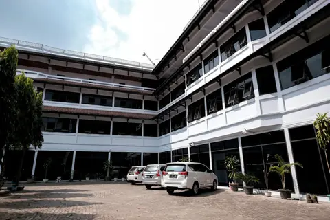 RedDoorz @ Cempaka Putih Jambi — фото 1
