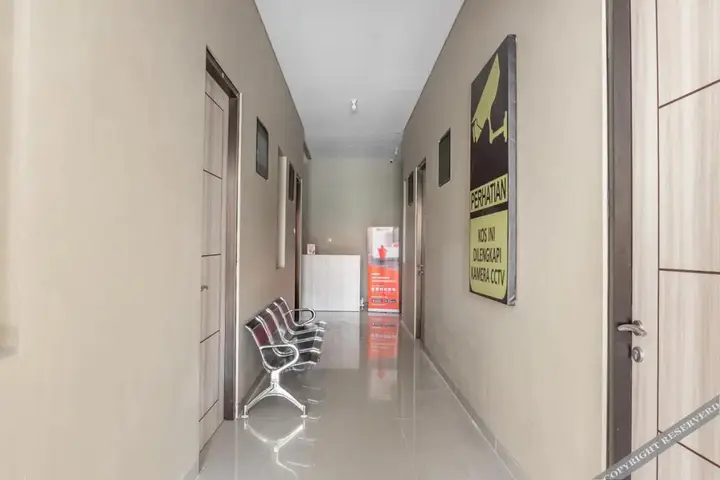 Сурабая: Reddoorz Near Universitas Surabaya