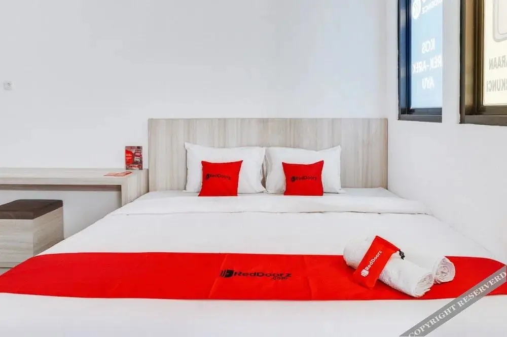 Сурабая: Reddoorz Near Universitas Surabaya