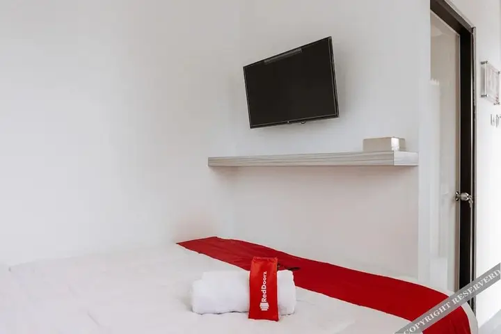Сурабая: Reddoorz Near Universitas Surabaya
