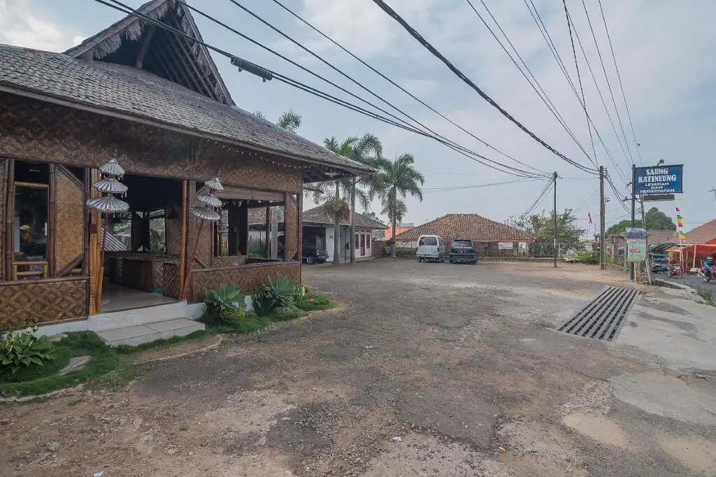 Сореанг: RedDoorz near Happy Farm Ciwidey