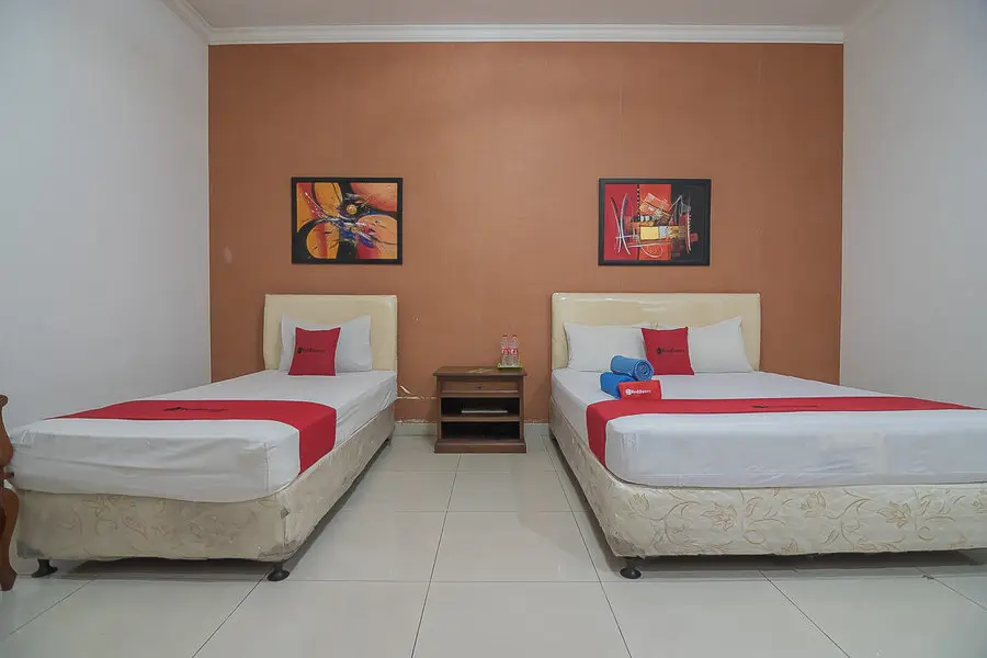 Бандунг: RedDoorz @ Buah Batu 4