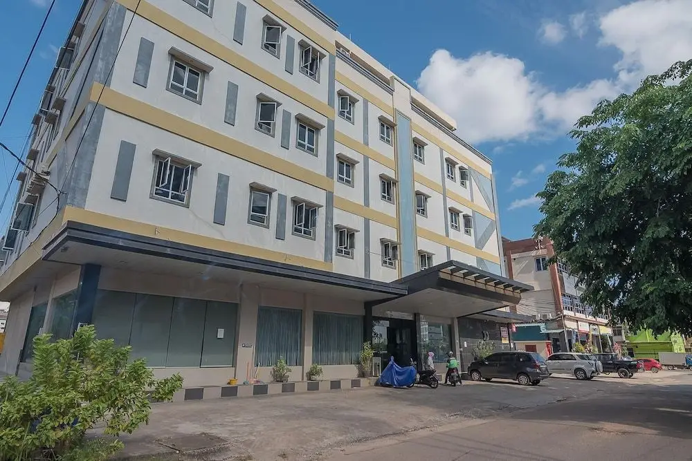 Батам: RedDoorz Premium near Harbour Bay Mall Batam 2