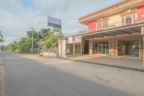 RedDoorz Plus near Syamsudin Noor Airport 3 — фото 1