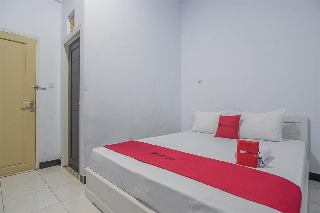 Таракан: RedDoorz Syariah near Ramayana Mall Tarakan