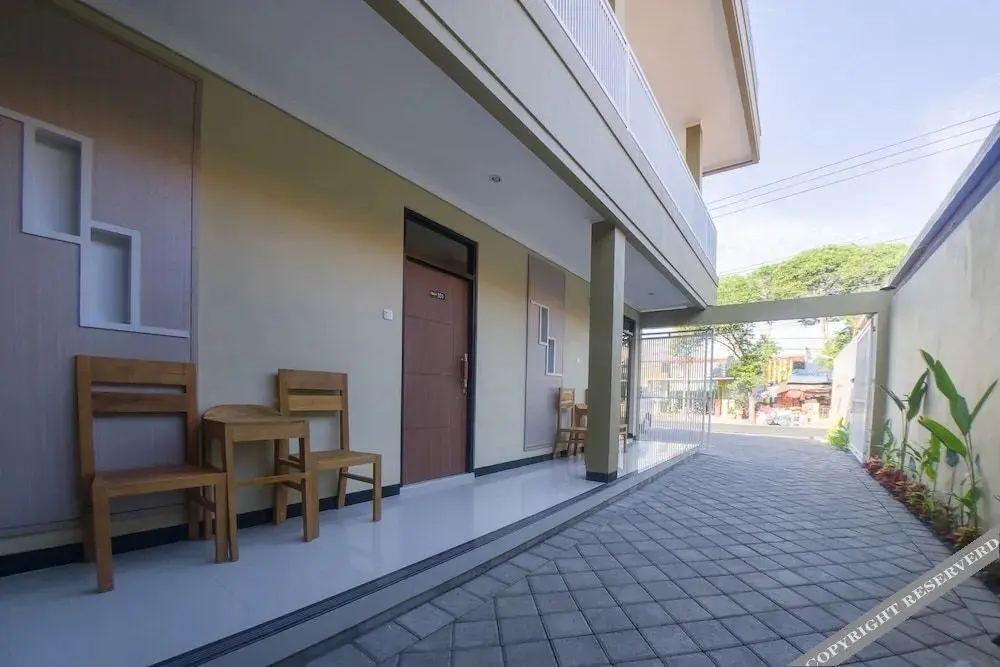 Баньюванги: Reddoorz Near Uniba Banyuwangi