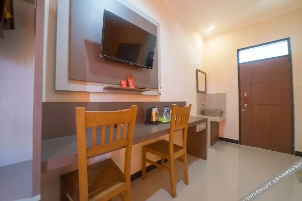 Баньюванги: Reddoorz Near Uniba Banyuwangi