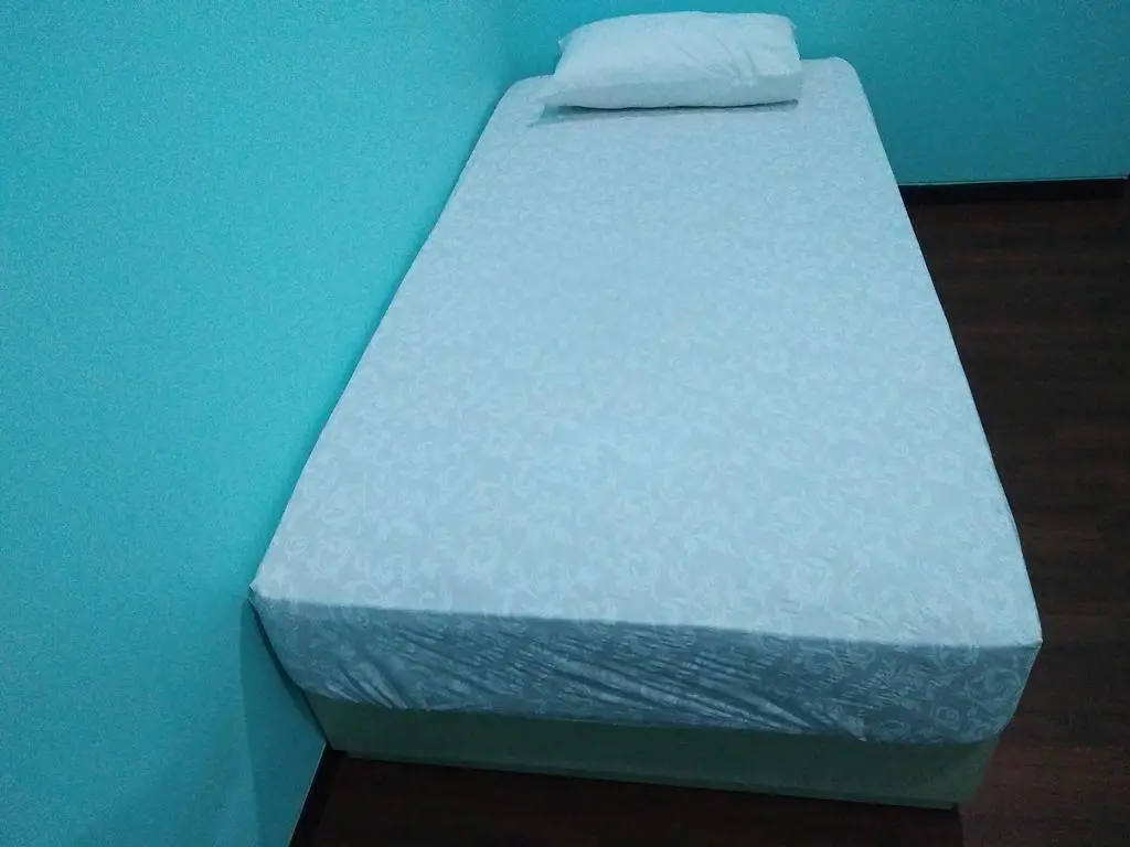 Семаранг: RedDoorz near Gajah Mada Street Semarang