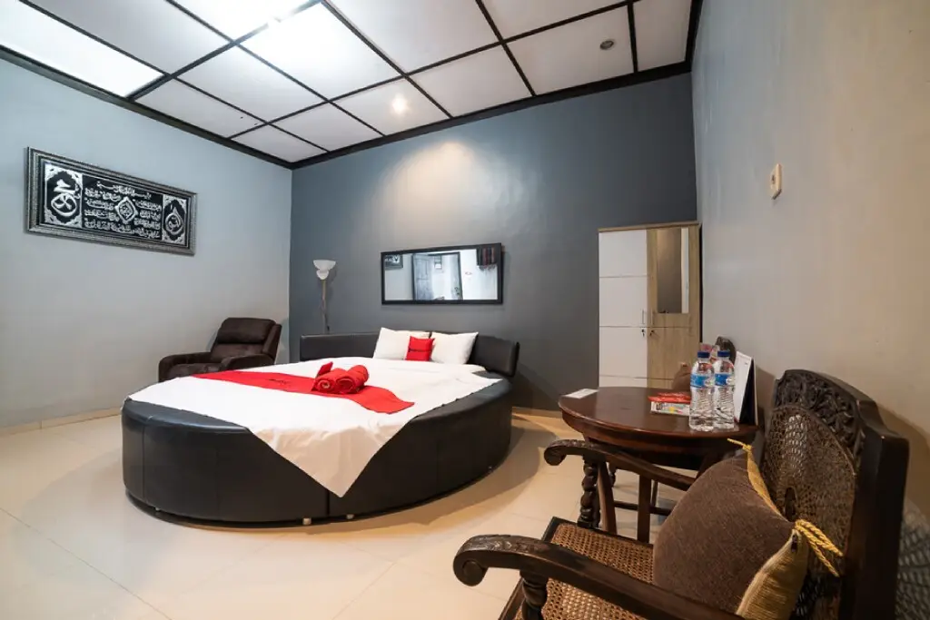 Маланг: RedDoorz Syariah near RRI Malang
