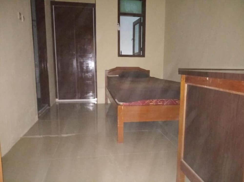 Джакарта: Guest House 647 Tanjung Duren Utara