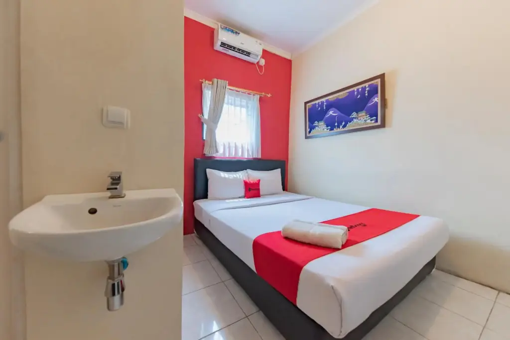 Гарут: OYO 1370 Sudirman Guesthouse Syariah