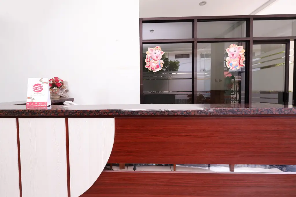 Суракарта: OYO 1532 Mawar Indah Hotel