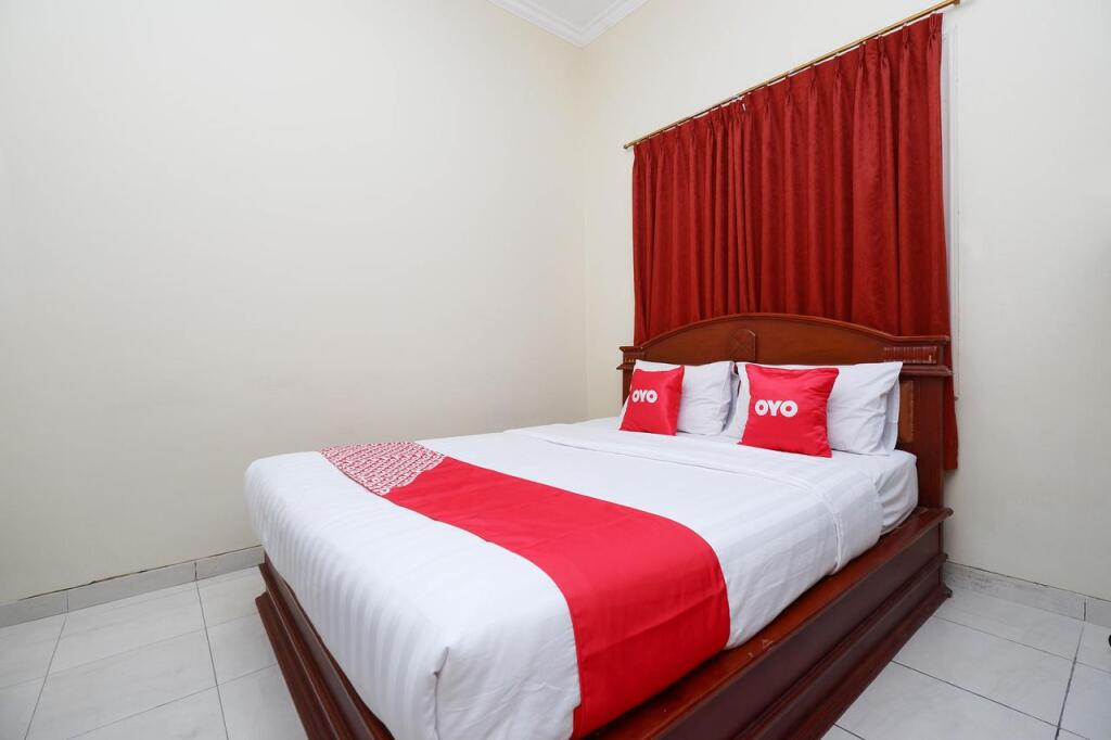 Семаранг: OYO 1625 Pandanaran Guest House
