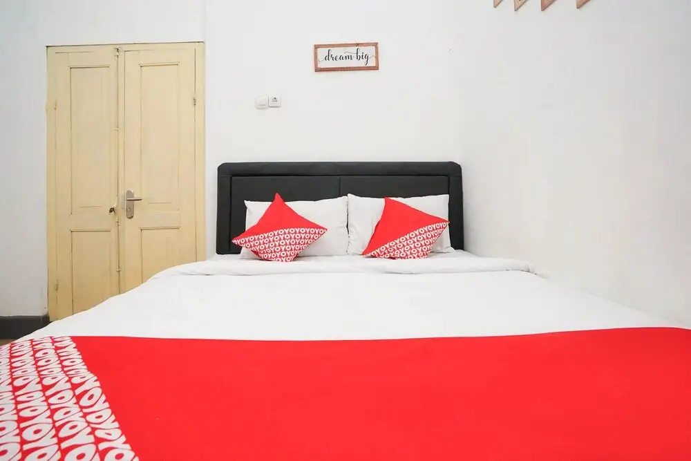 Проболинго: Oyo 1482 Brak Guest House