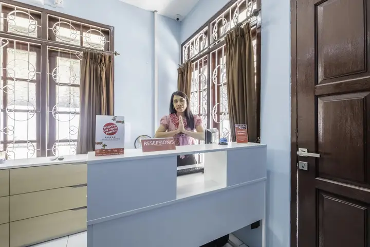 Чиребон: Super OYO 1568 Stasiun Ka Cirebon Guest House