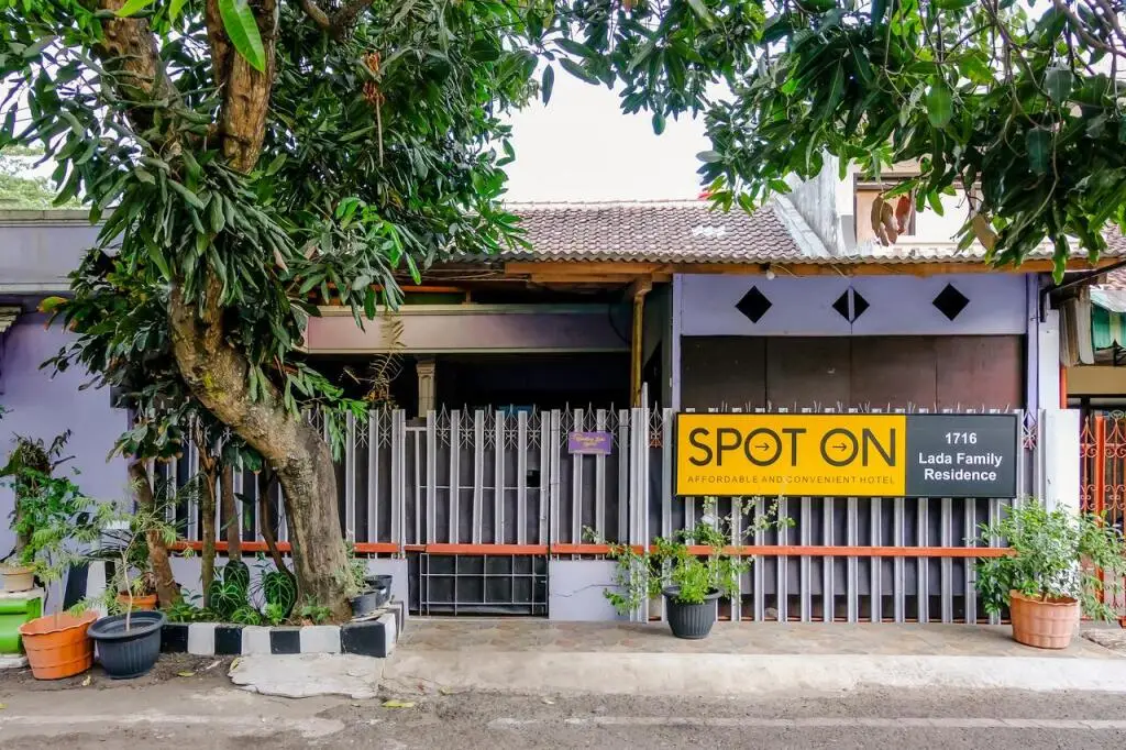Маланг: SPOT ON 1716 Lada Family Residence Syariah