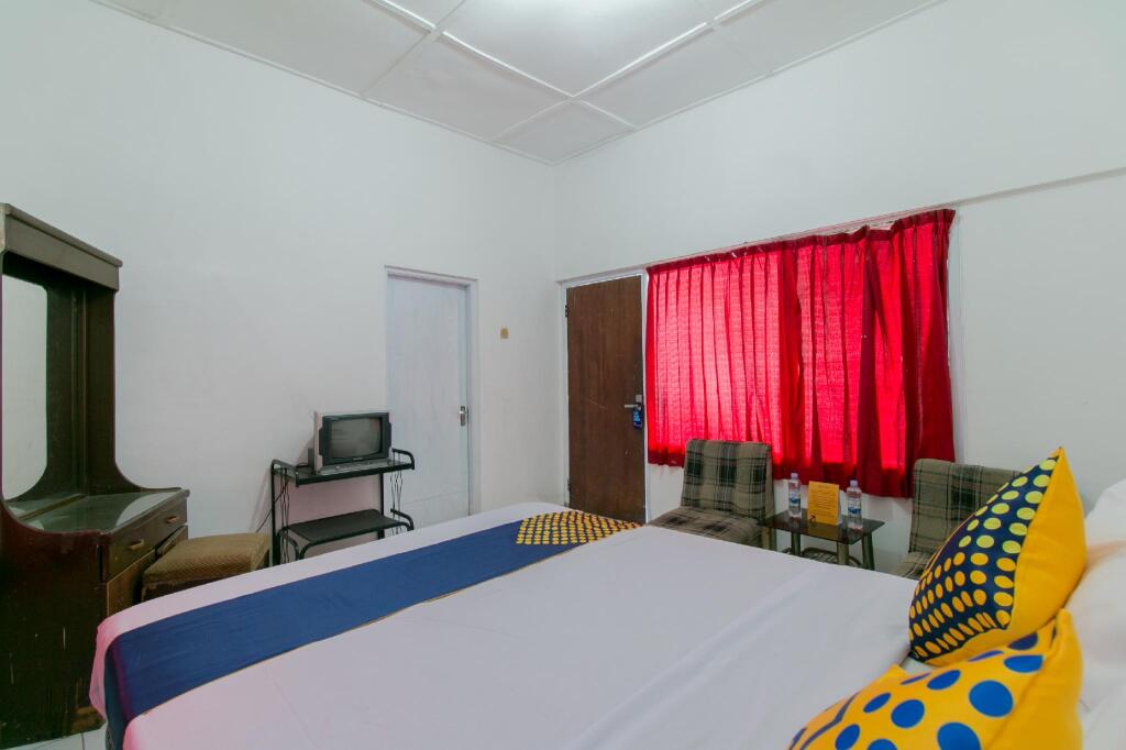 Сукабуми: SUPER OYO 1707 Hotel Mustika Widyasari